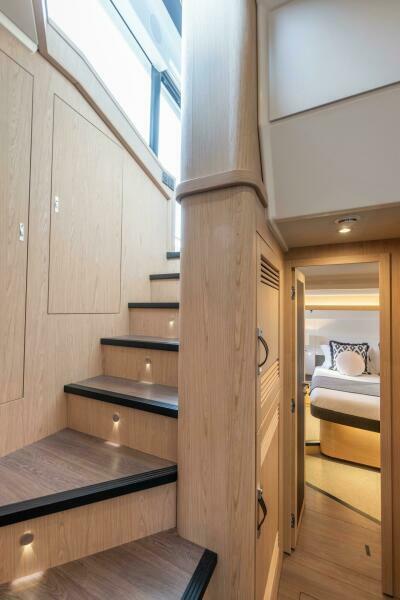 2026 Beneteau Swift Trawler 54