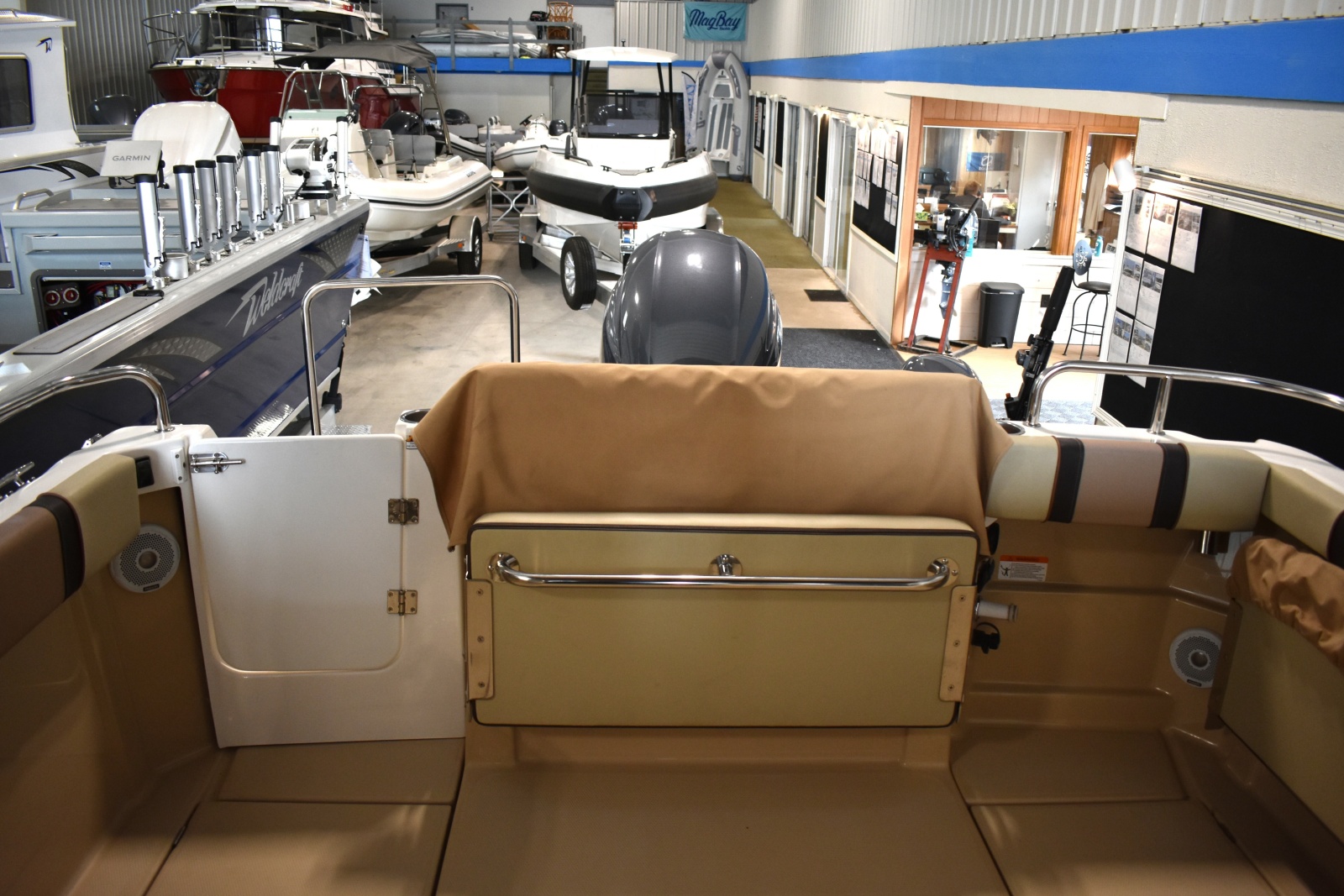 2019 Ranger Tugs R23