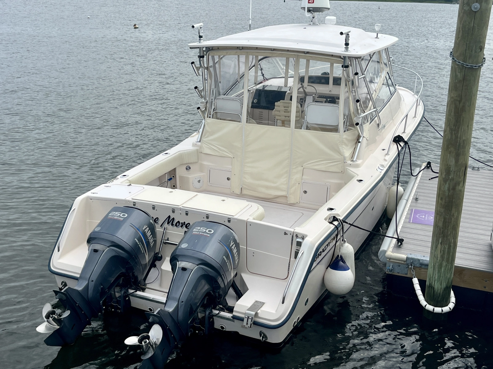 2003 Grady-White Express 330