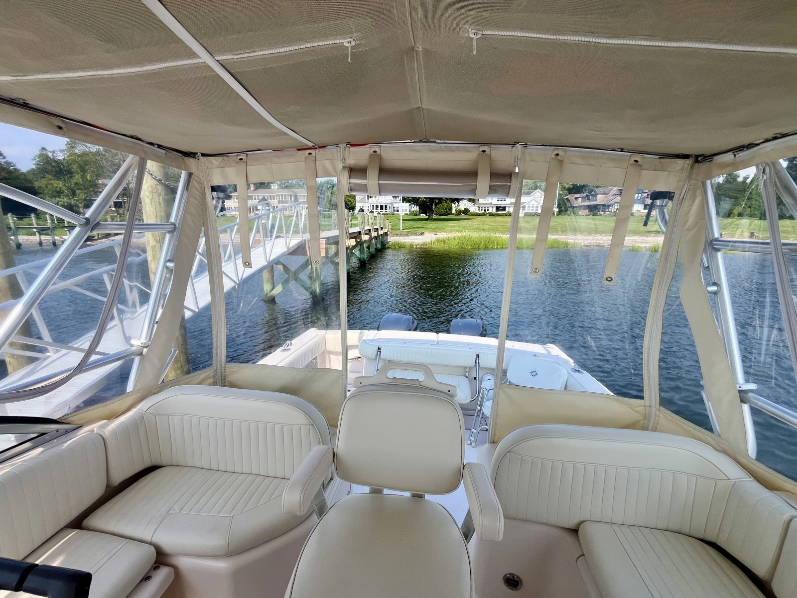 2003 Grady-White Express 330