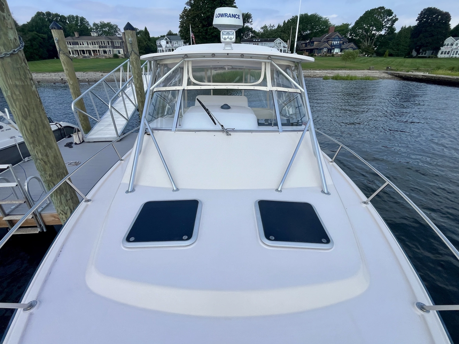 2003 Grady-White Express 330