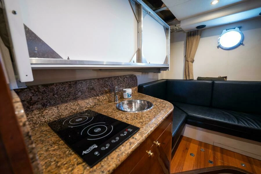 2004 Azimut 80 Carat