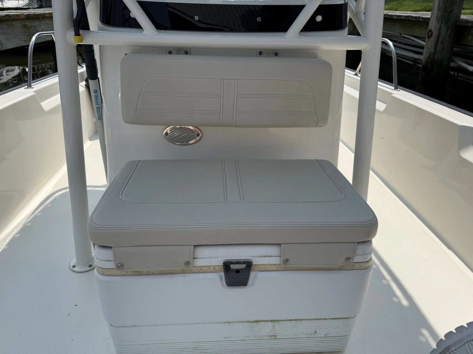 2020 Boston Whaler 190 Montauk