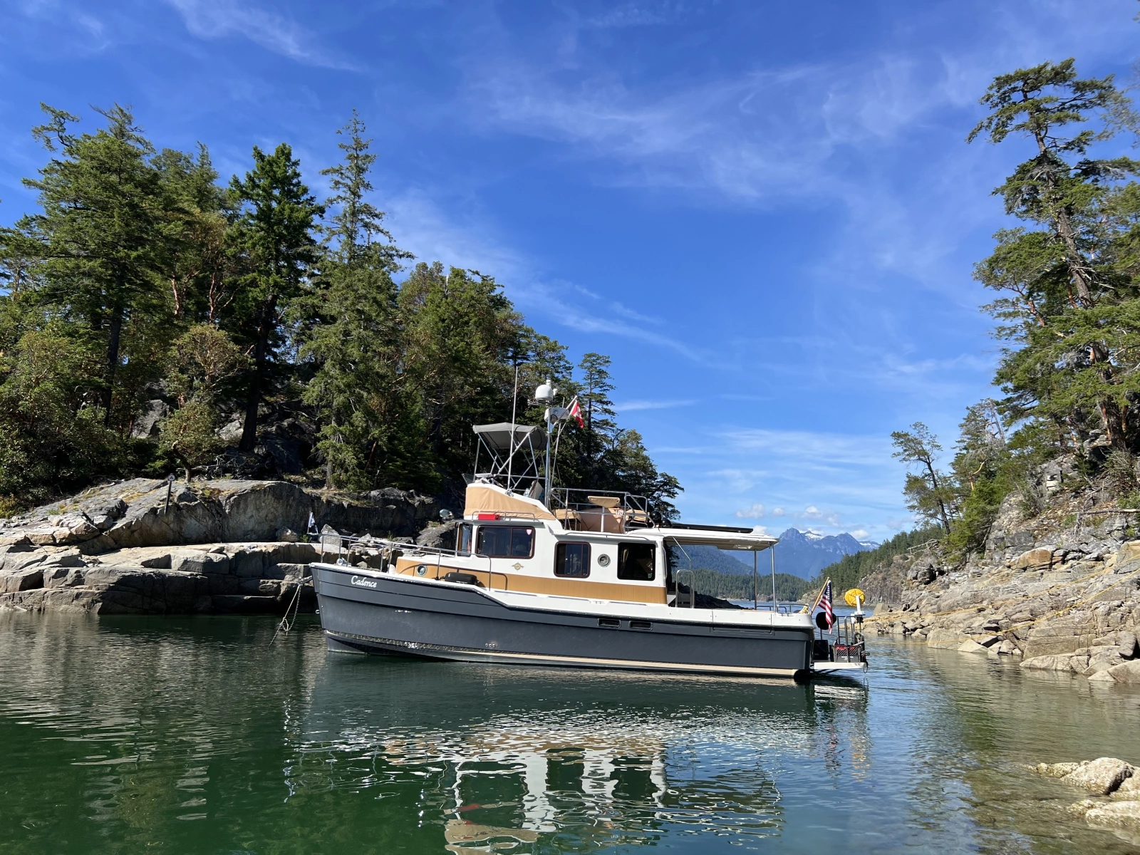 2016 Ranger Tugs R-31 CB