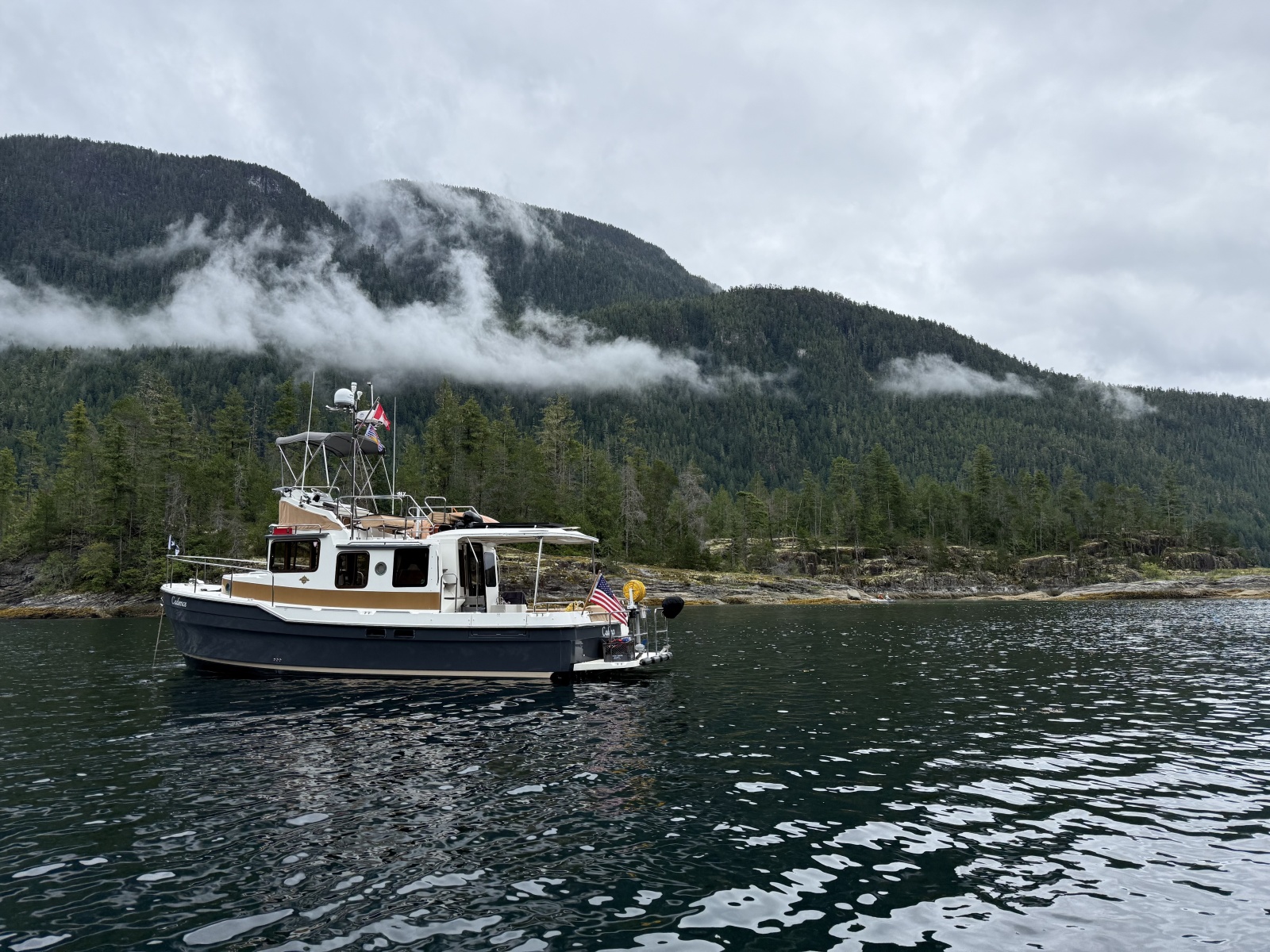 2016 Ranger Tugs R-31 CB