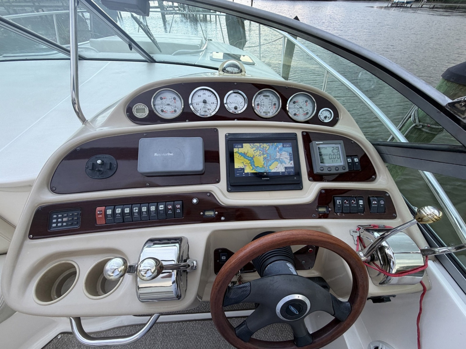 2004 Chaparral Signature 350