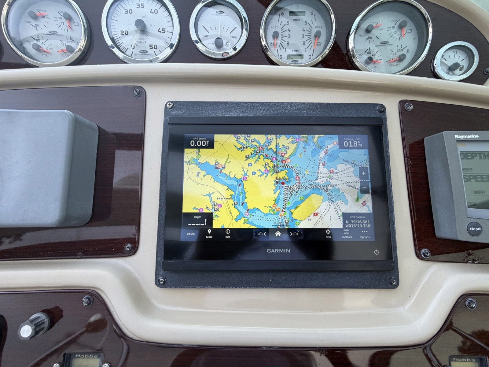 2004 Chaparral Signature 350