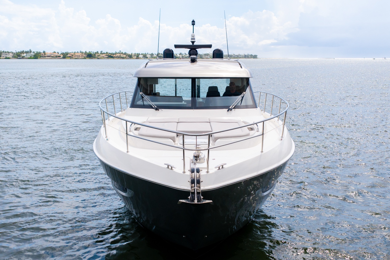 2023 Riviera 4600 Sport Yacht