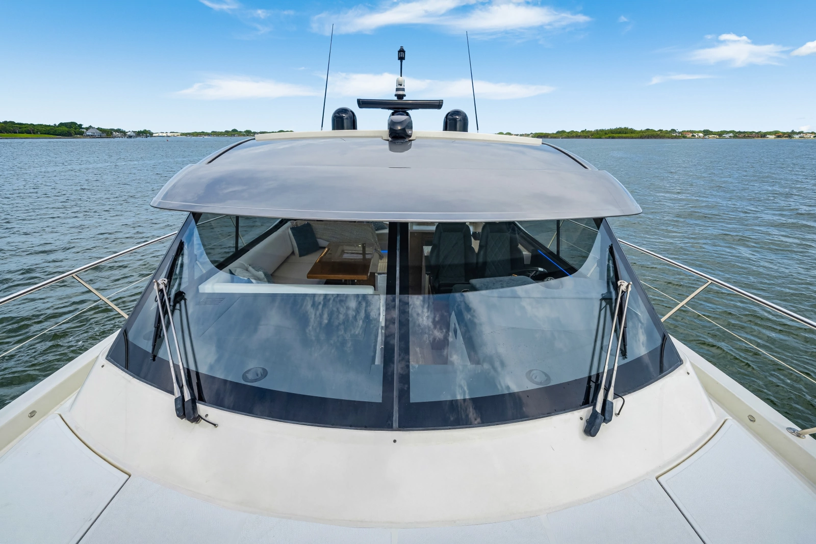 2023 Riviera 4600 Sport Yacht