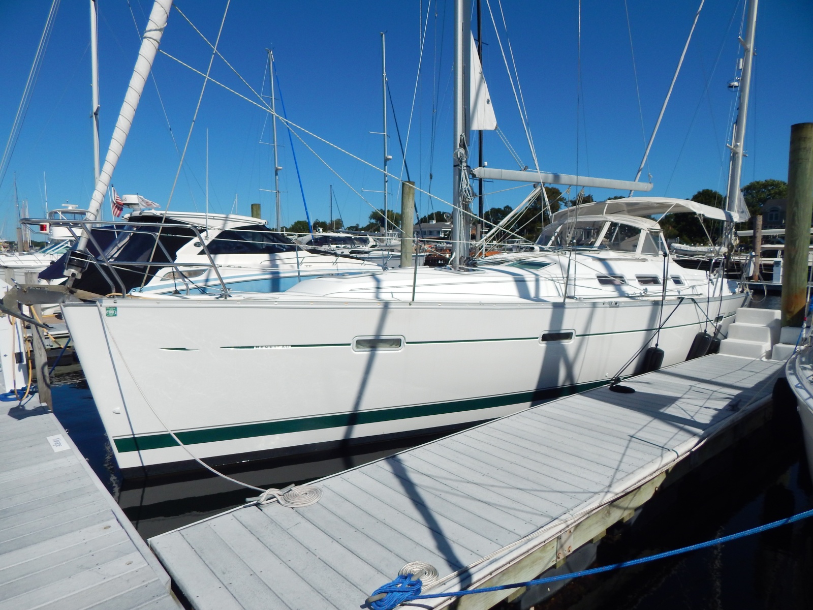 2004 Beneteau 373
