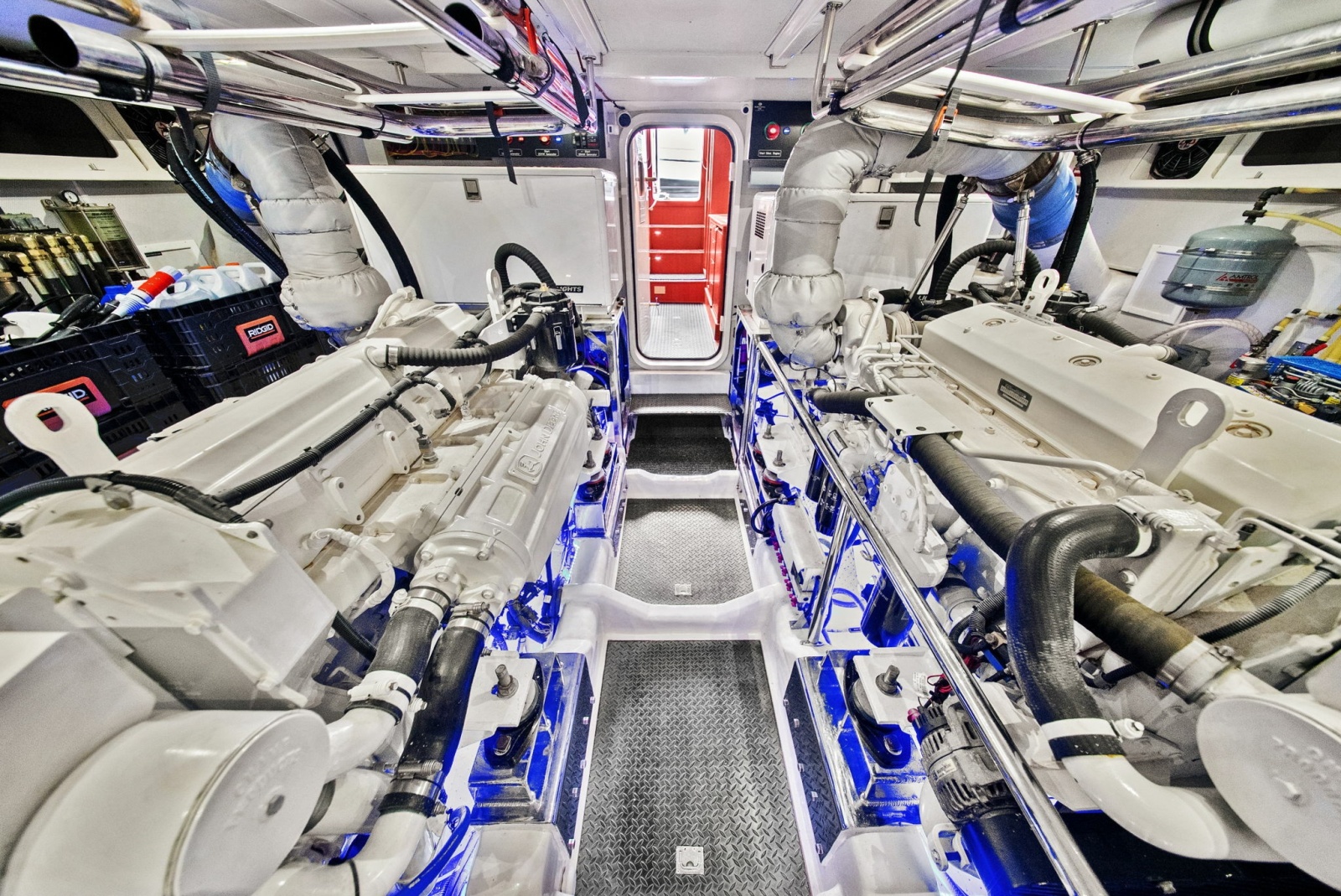 2015 Hampton Endurance 658