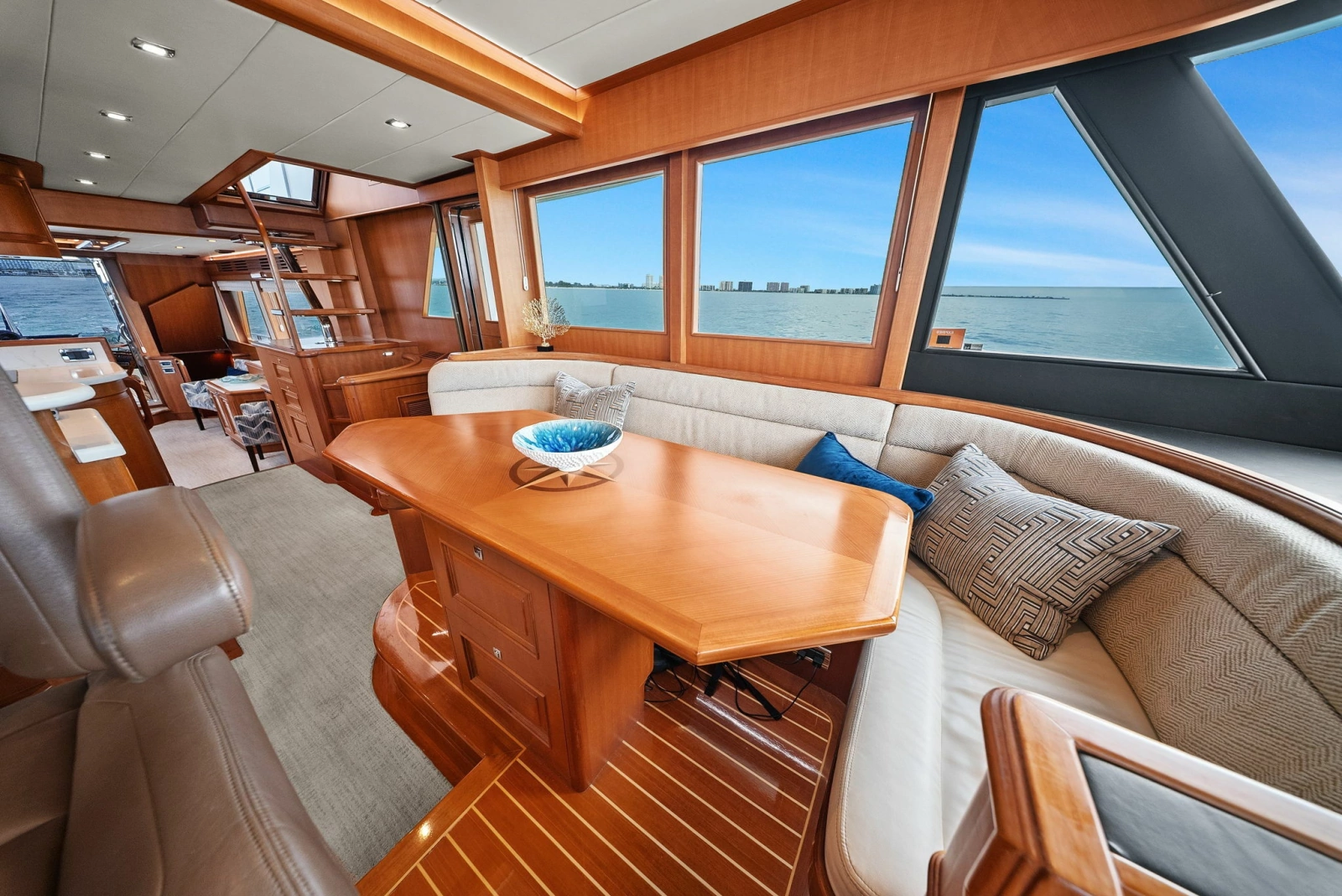 2015 Hampton Endurance 658