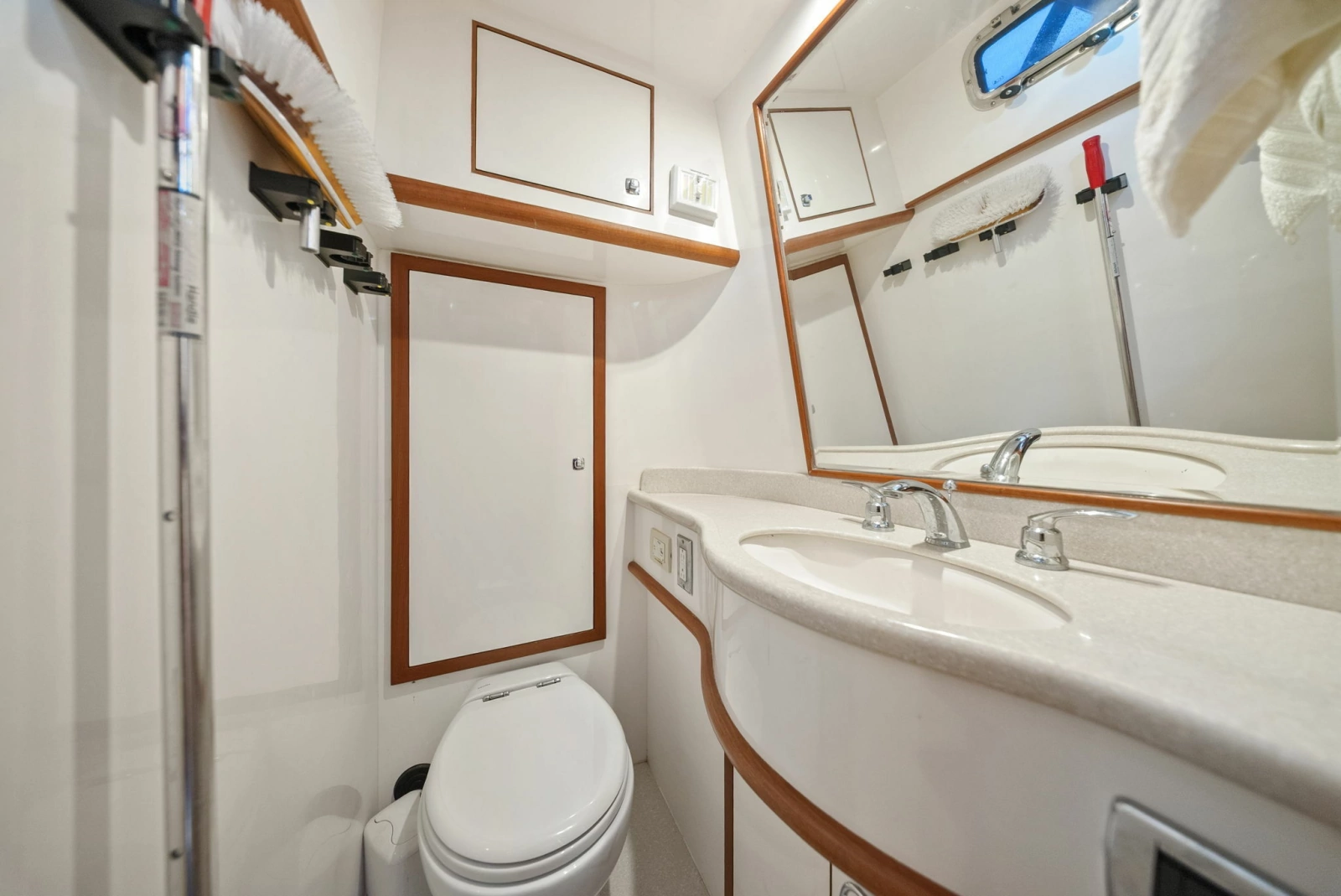 2015 Hampton Endurance 658
