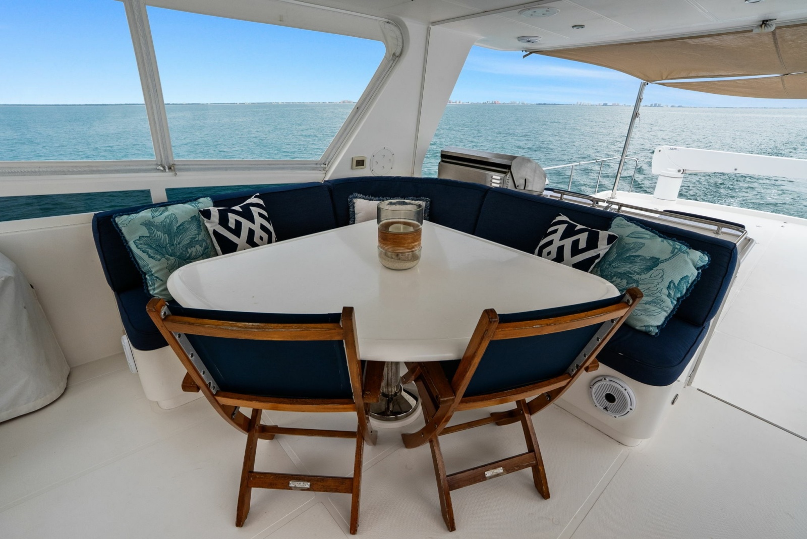 2015 Hampton Endurance 658