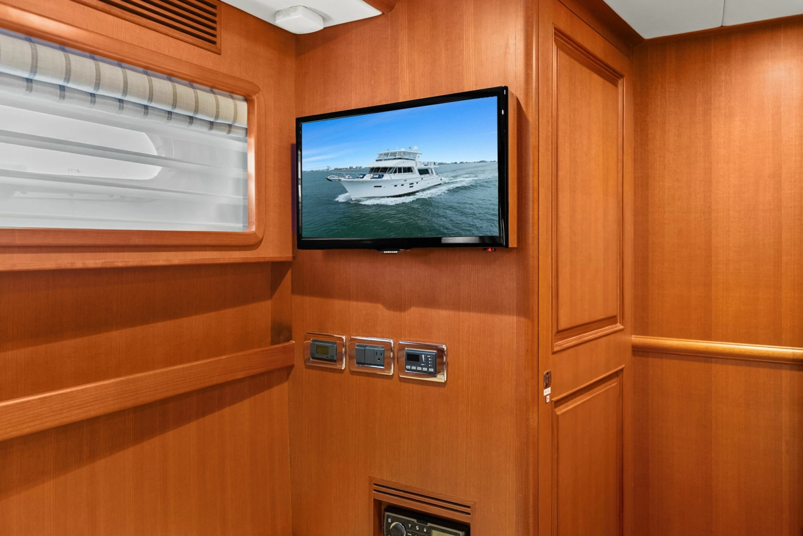 2015 Hampton Endurance 658