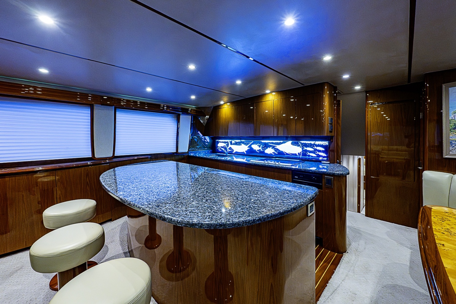 2011 Viking 76 Enclosed Bridge