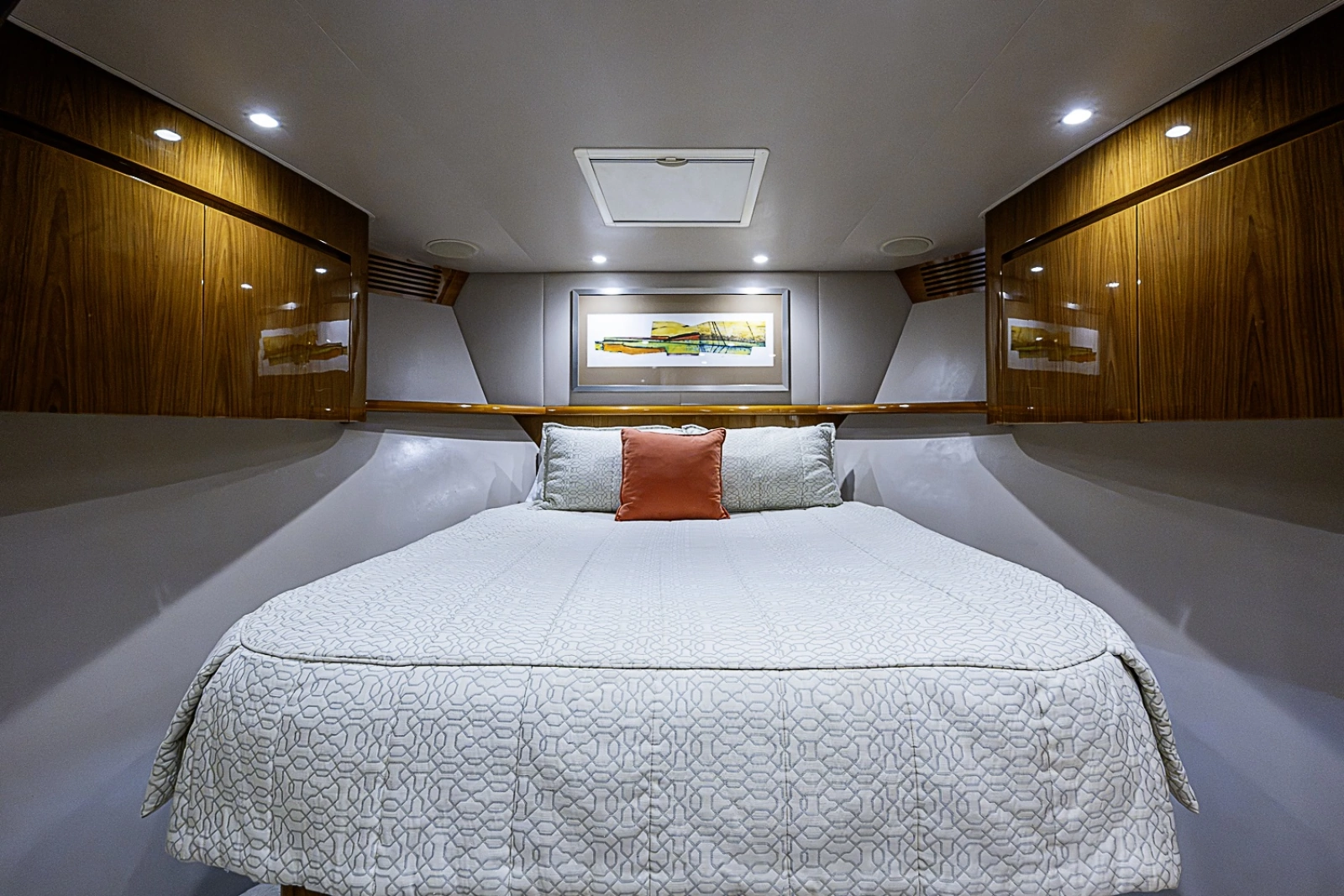 2011 Viking 76 Enclosed Bridge