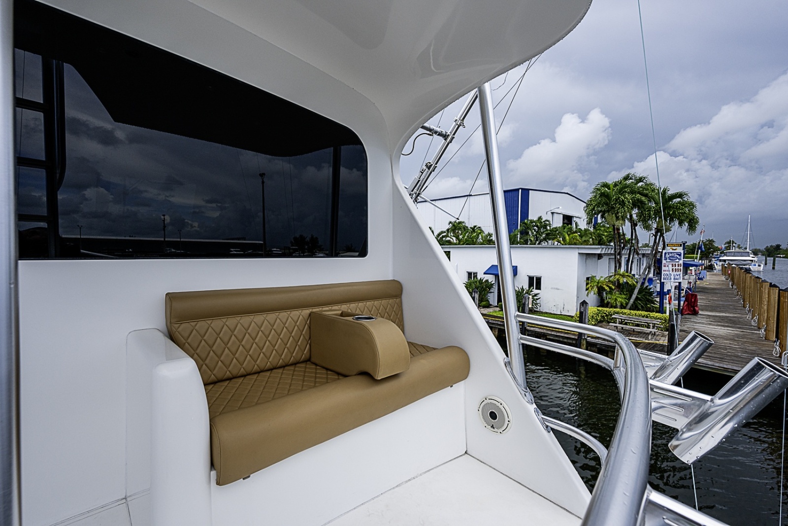 2011 Viking 76 Enclosed Bridge