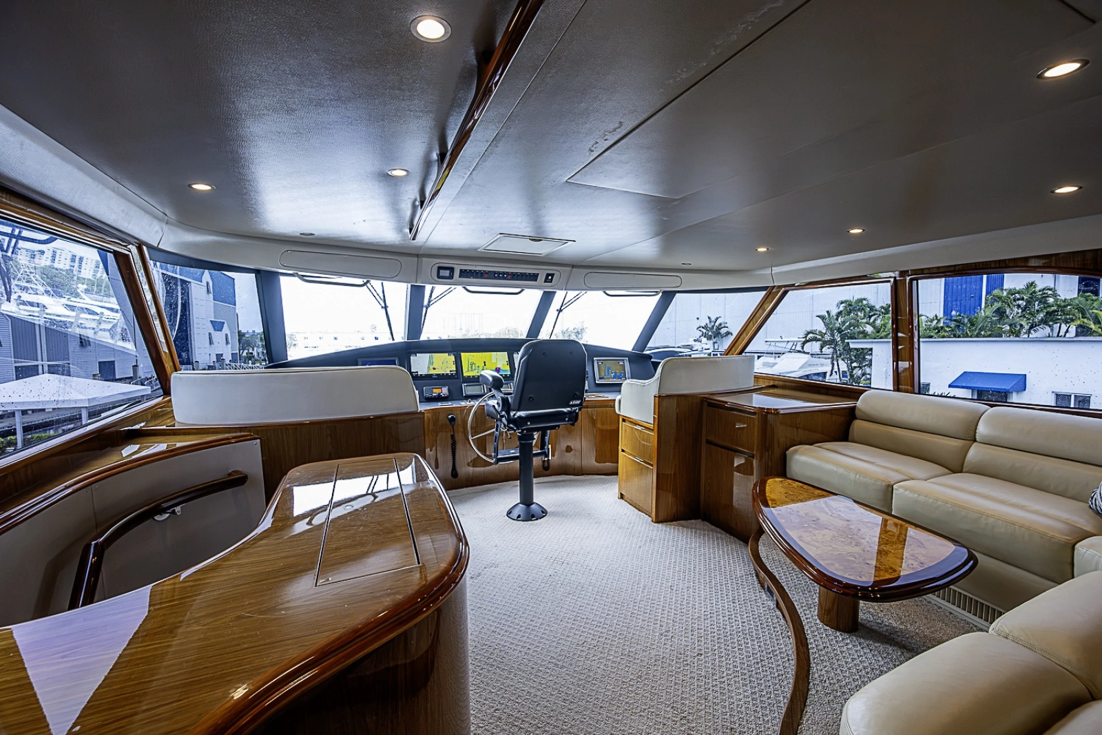 2011 Viking 76 Enclosed Bridge