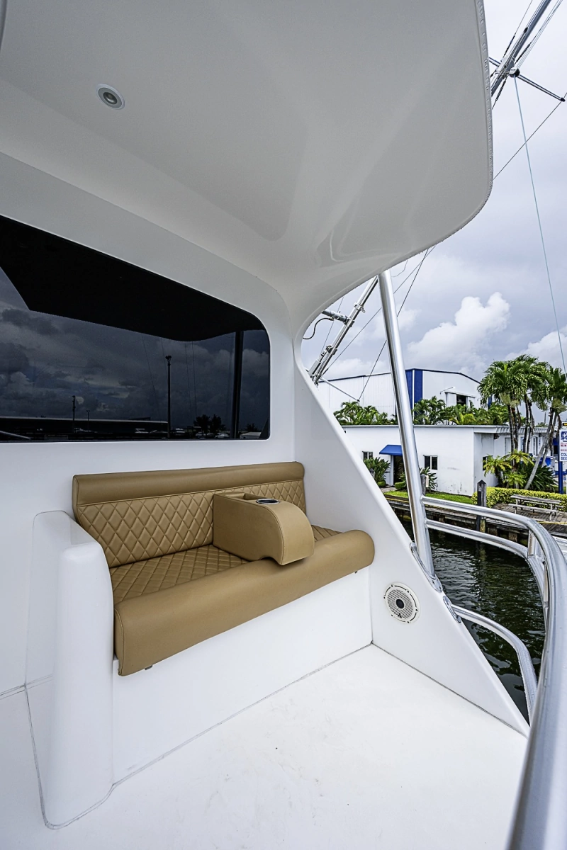 2011 Viking 76 Enclosed Bridge
