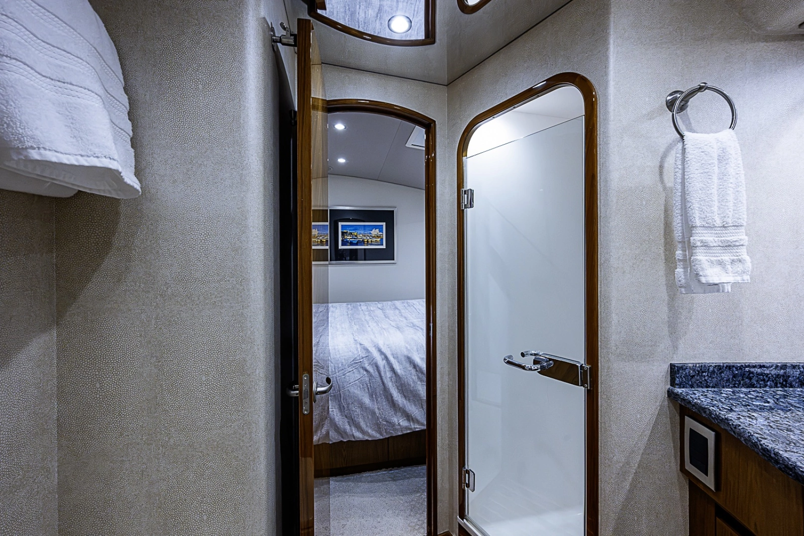2011 Viking 76 Enclosed Bridge