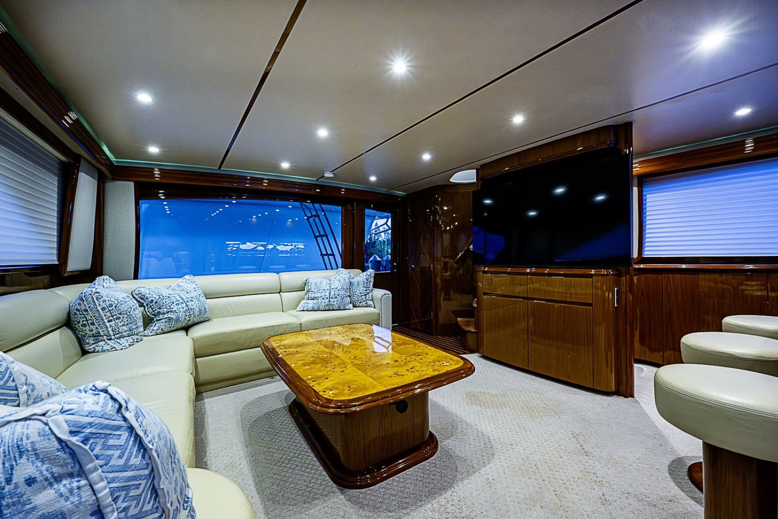2011 Viking 76 Enclosed Bridge