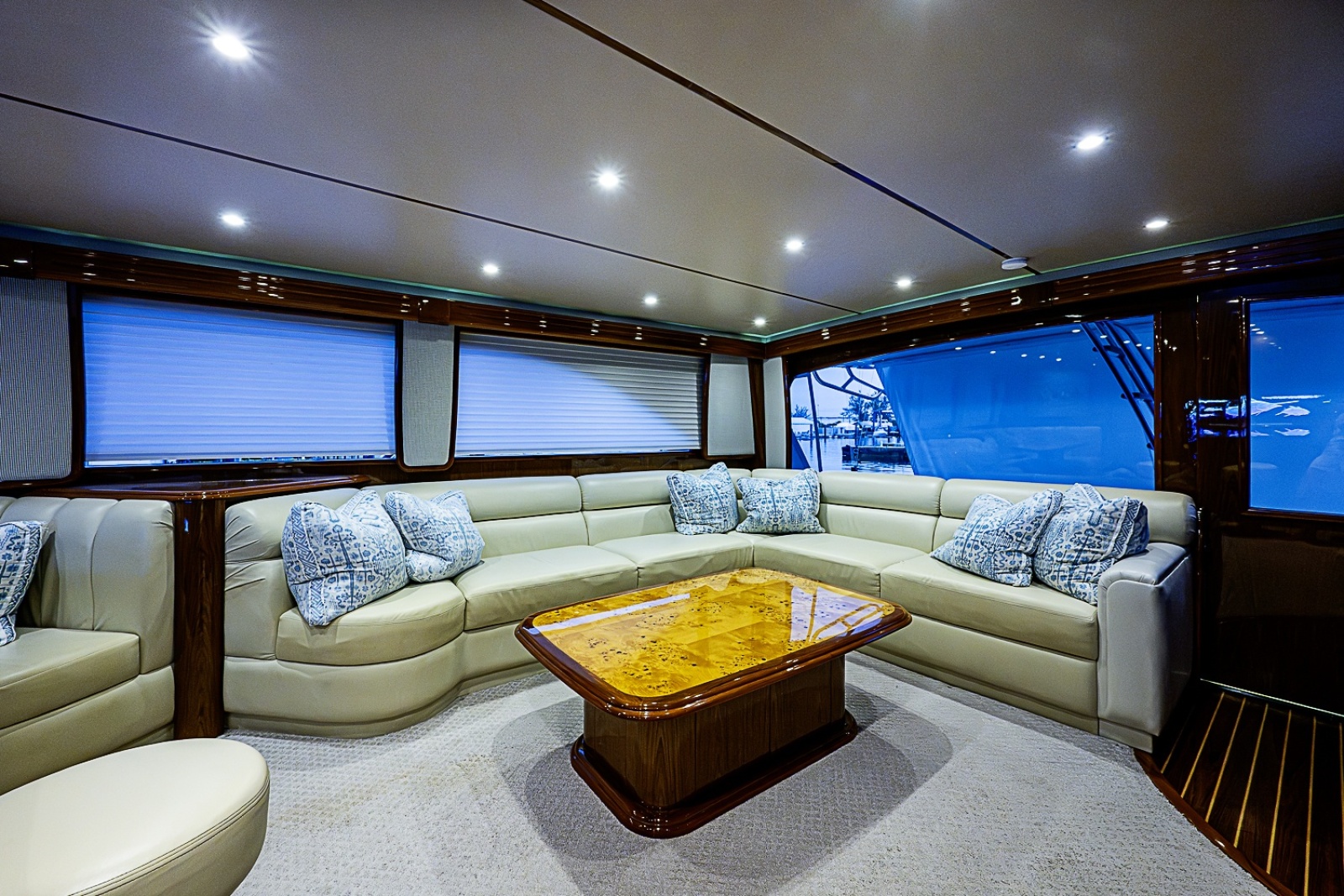 2011 Viking 76 Enclosed Bridge