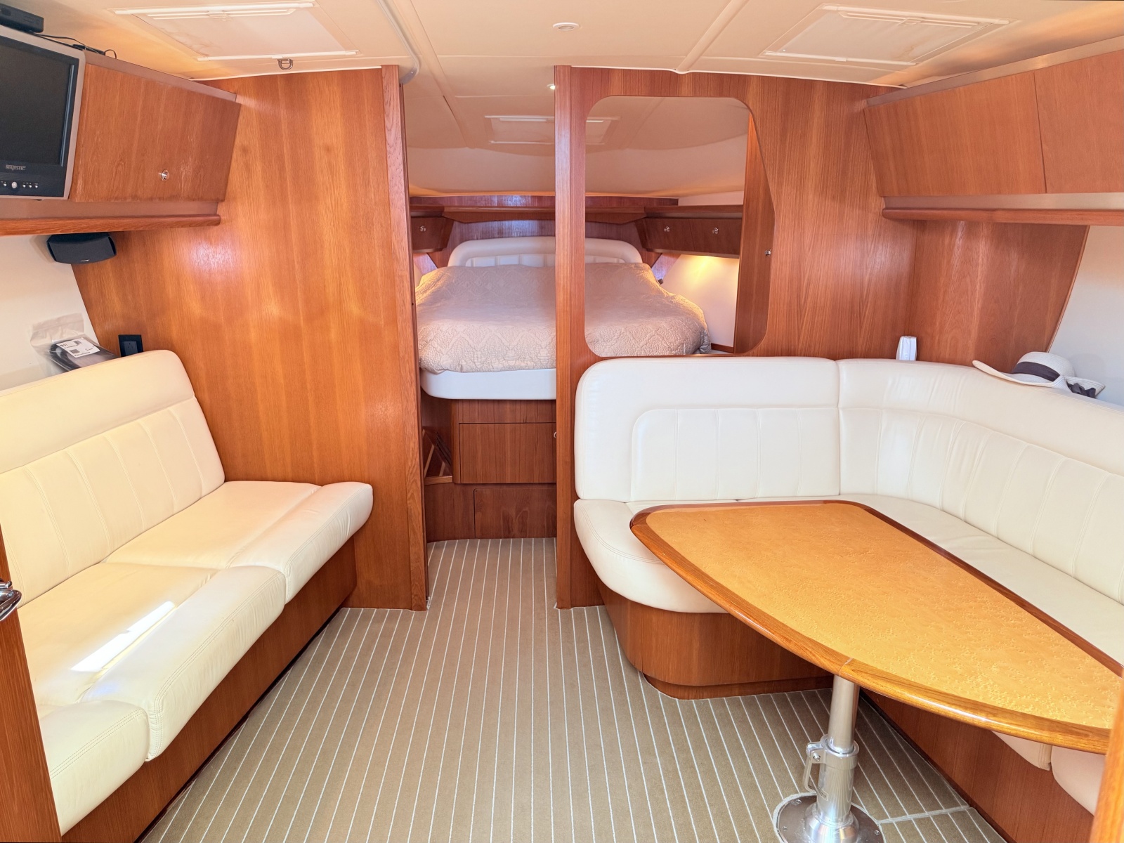 2007 Tiara Yachts 3600 Sovran