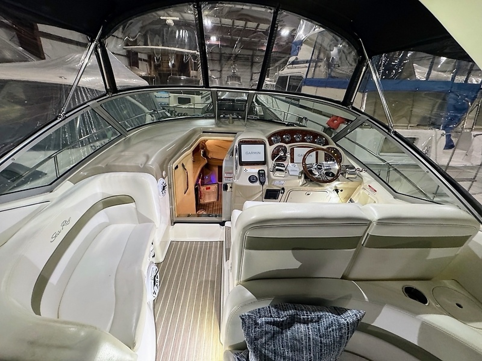 2007 Sea Ray 320 Sundancer