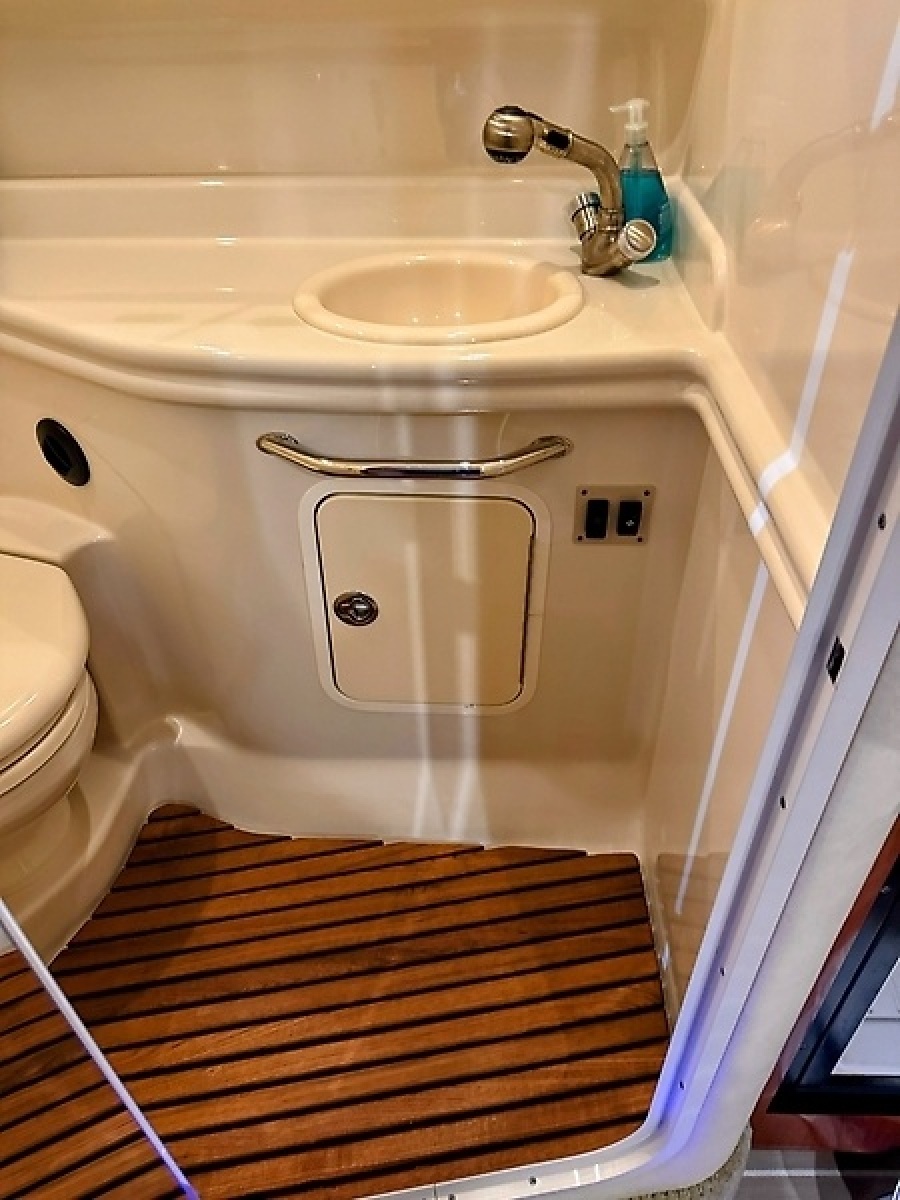 2007 Sea Ray 320 Sundancer