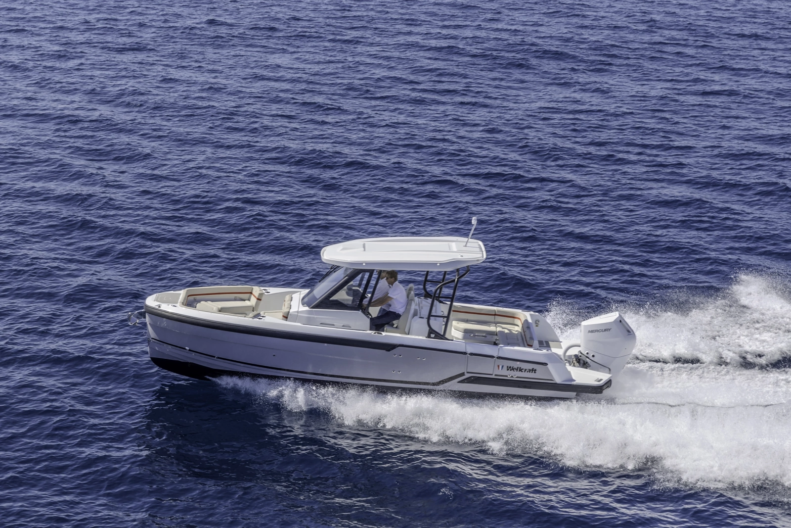 2027 Wellcraft 28 T-Top