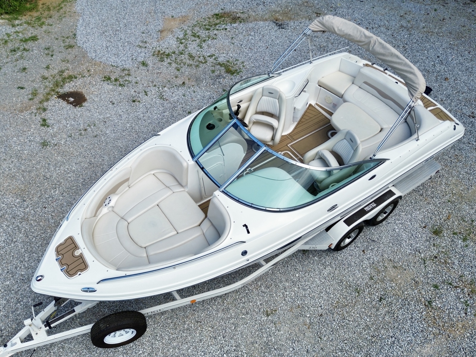2002 Chaparral 230 SSi Bowrider