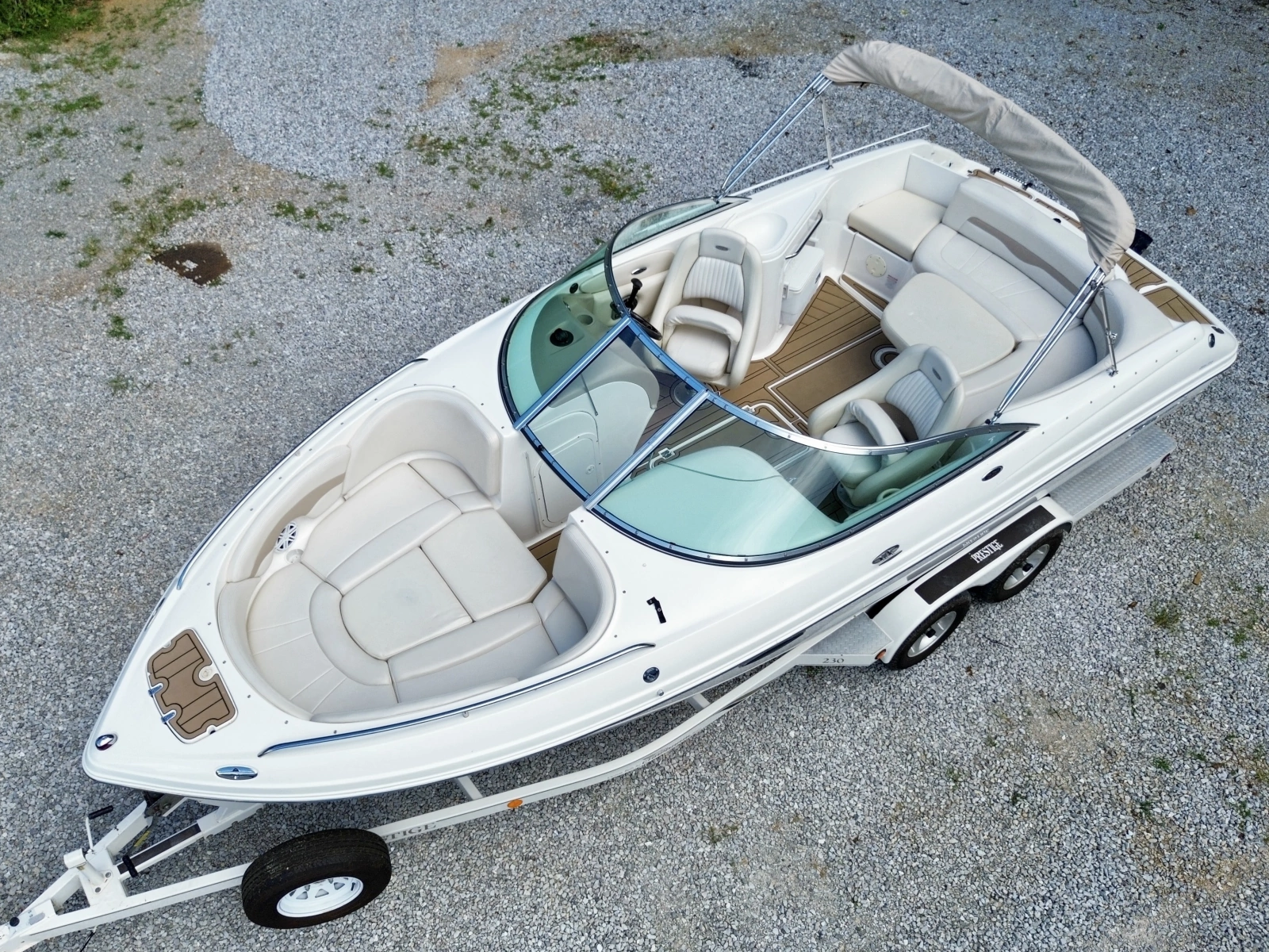 2002 Chaparral 230 SSi Bowrider