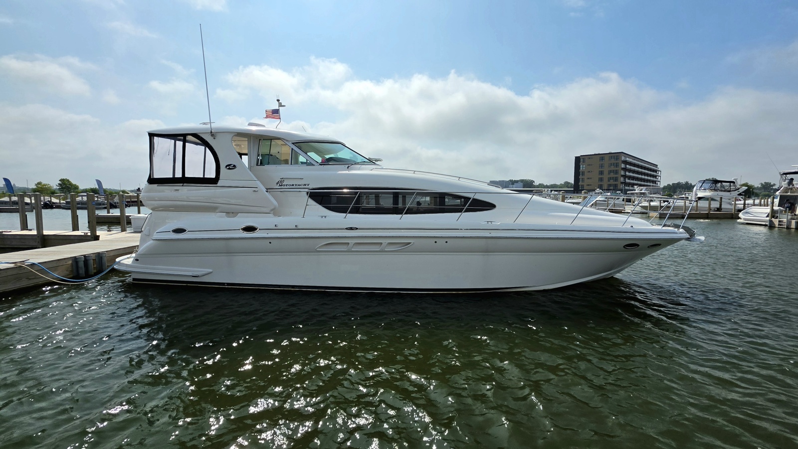 2004 Sea Ray 480 Motor Yacht