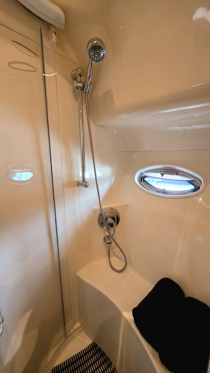 2004 Sea Ray 480 Motor Yacht