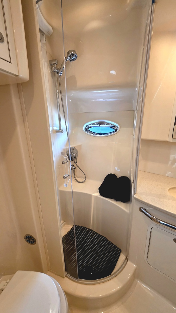 2004 Sea Ray 480 Motor Yacht
