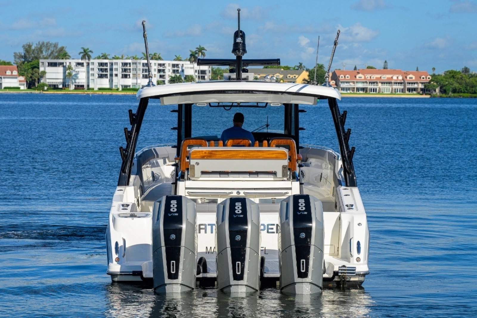 42 ft Boston Whaler 2024 Outrage GATE KEEPER