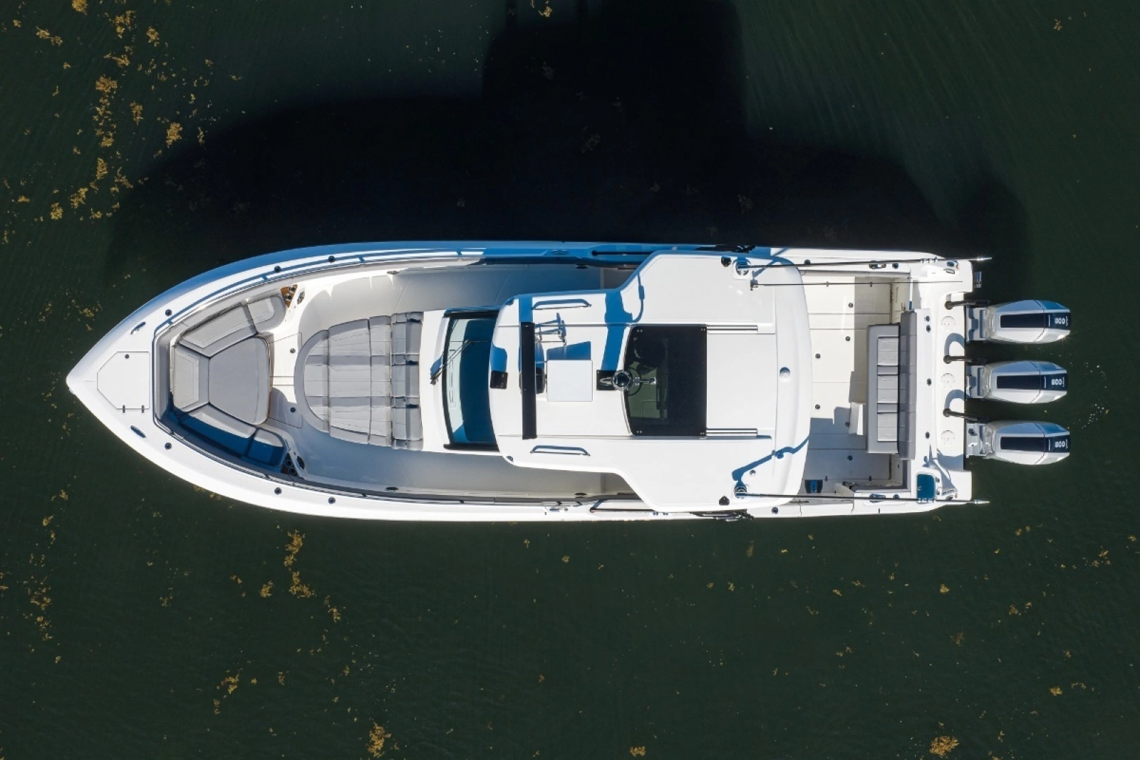 42 ft Boston Whaler 2024 Outrage GATE KEEPER