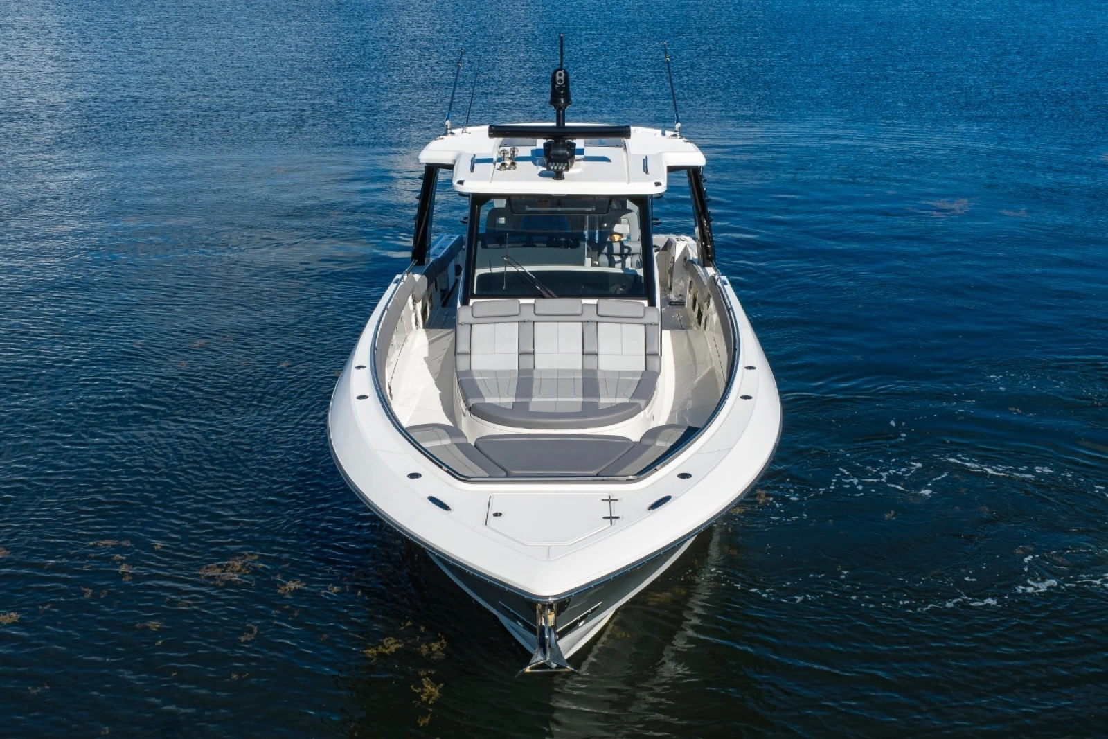 42 ft Boston Whaler 2024 Outrage GATE KEEPER