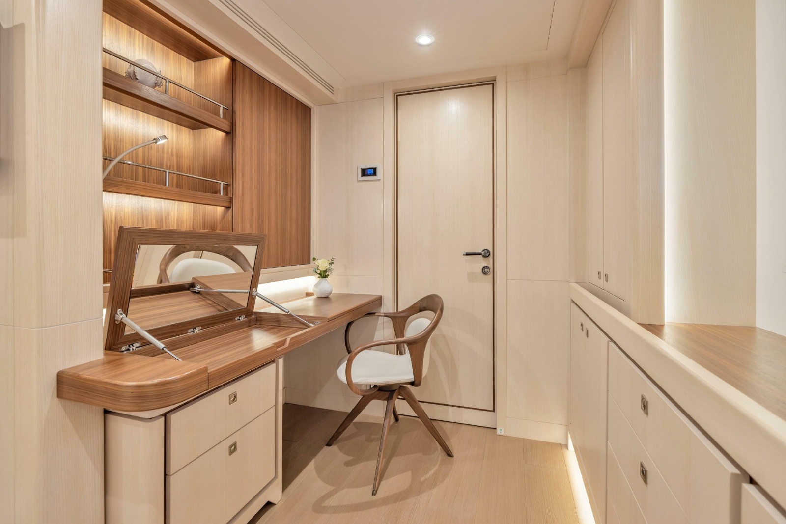 2019 Cerri Cantieri Navali Custom 31 Hybrid