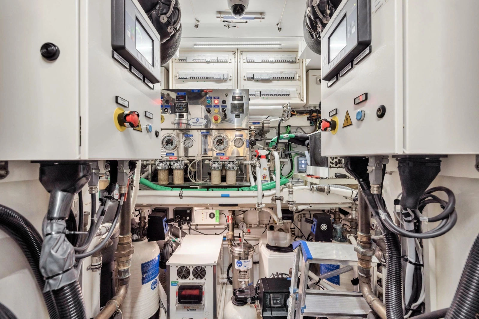 2019 Cerri Cantieri Navali Custom 31 Hybrid