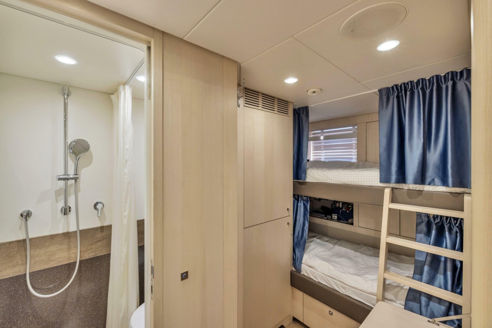 2019 Cerri Cantieri Navali Custom 31 Hybrid