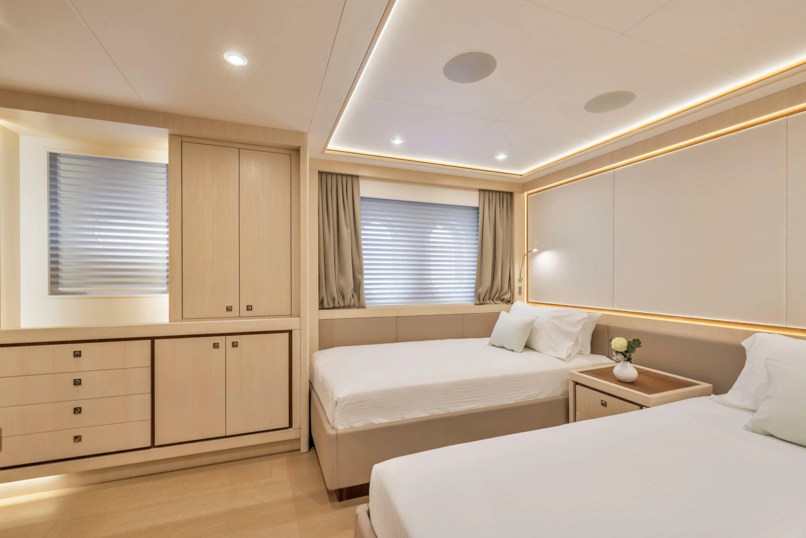 2019 Cerri Cantieri Navali Custom 31 Hybrid