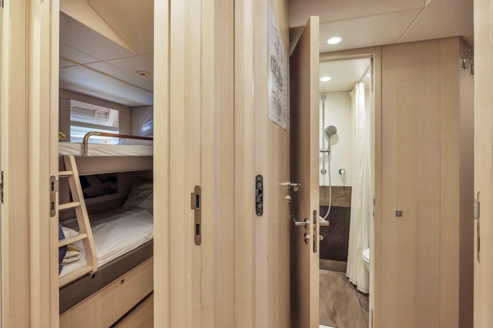 2019 Cerri Cantieri Navali Custom 31 Hybrid