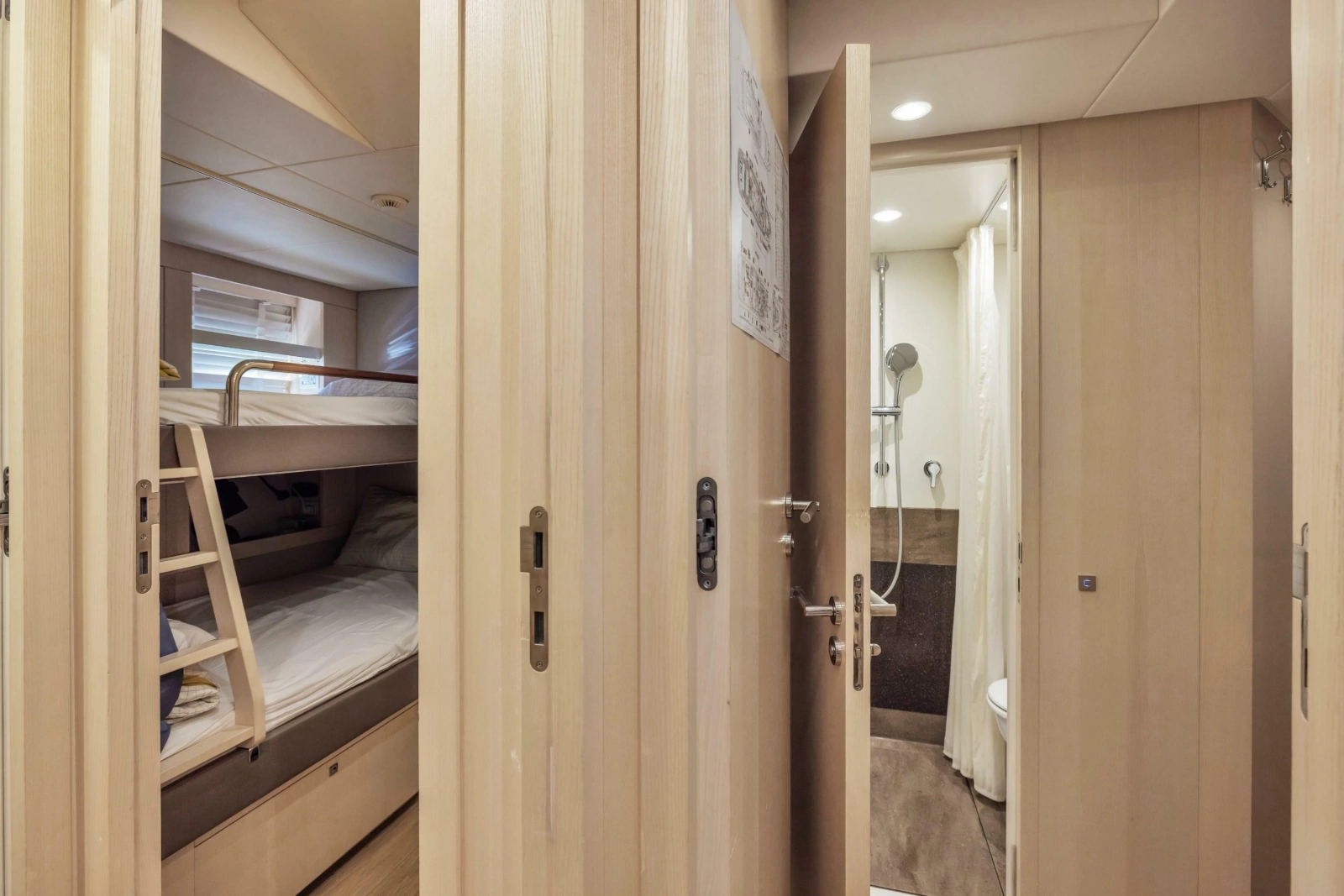 2019 Cerri Cantieri Navali Custom 31 Hybrid