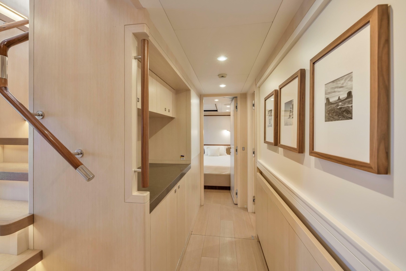 2019 Cerri Cantieri Navali Custom 31 Hybrid