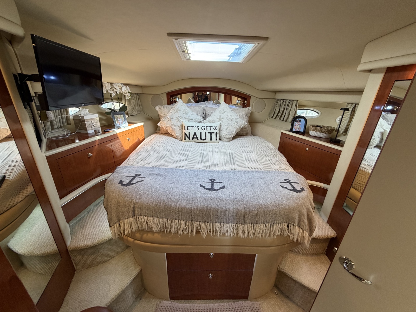 2004 Sea Ray 400 Sedan Bridge