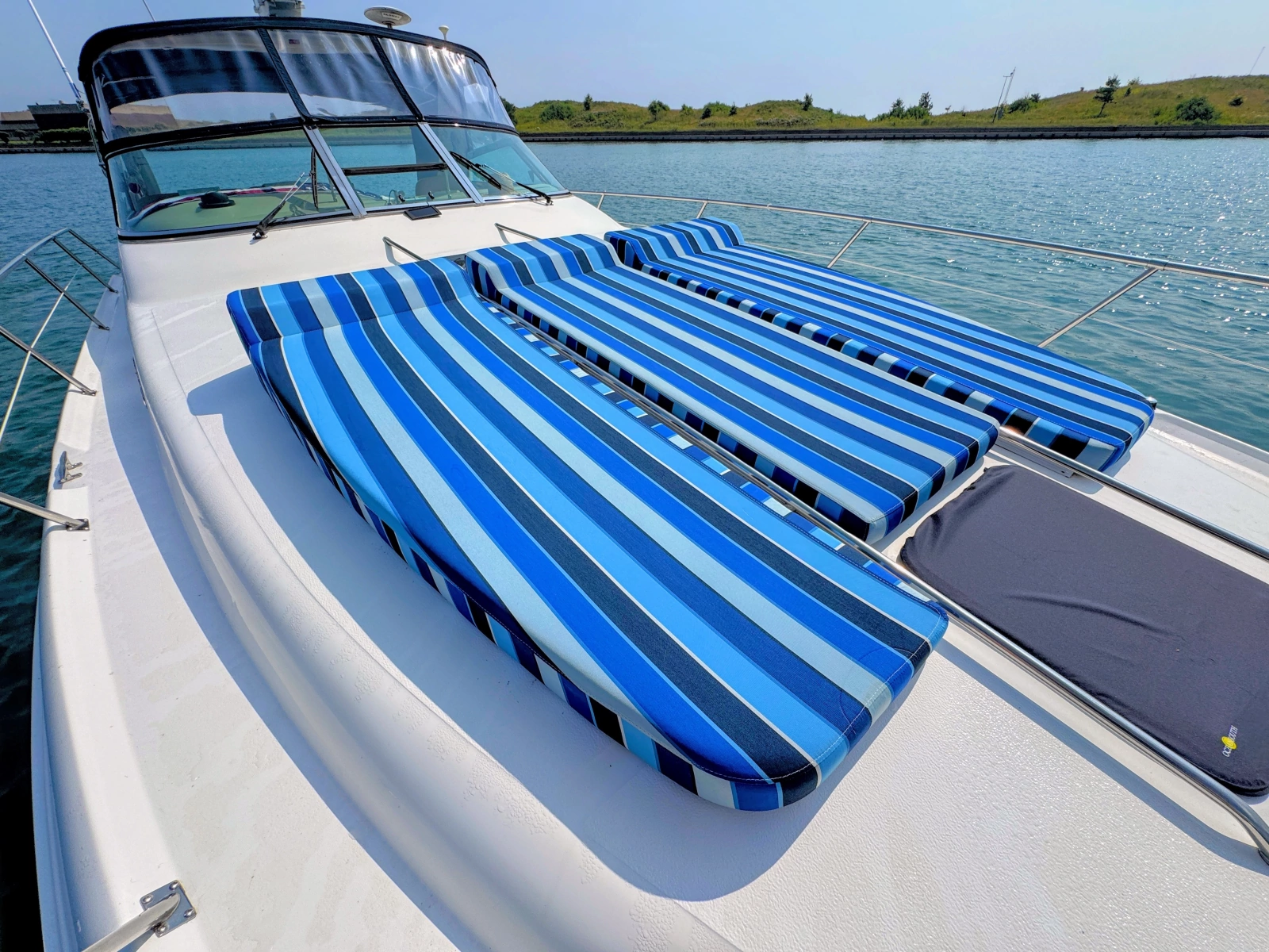 1999 Sea Ray 370 Sundancer