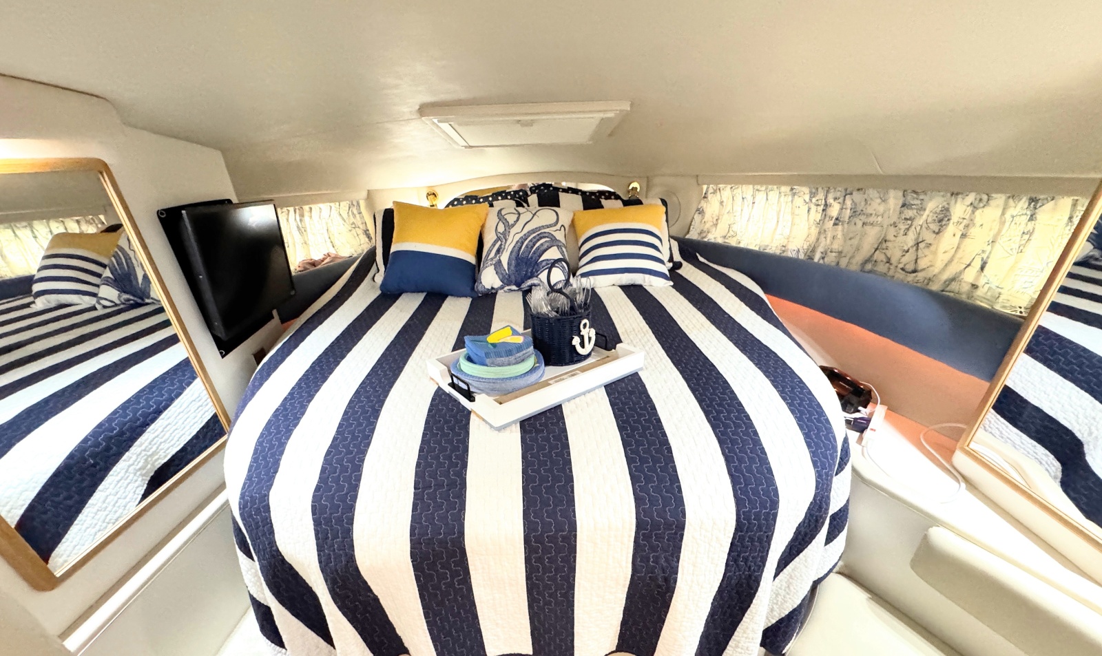 1999 Sea Ray 370 Sundancer