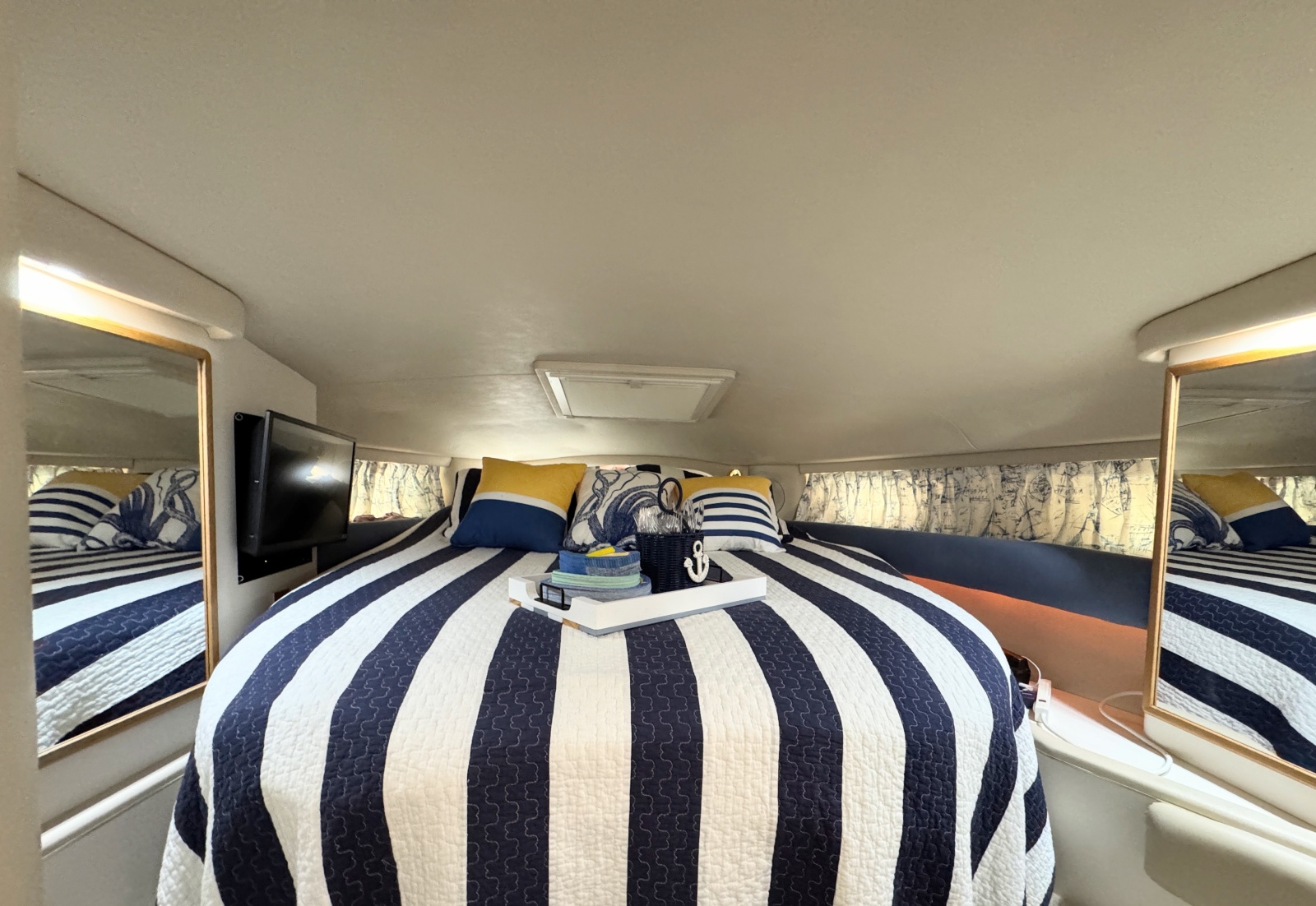 1999 Sea Ray 370 Sundancer